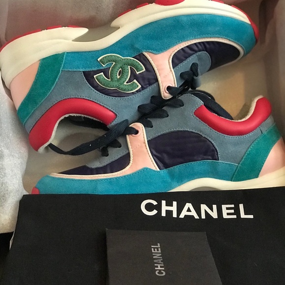 chanel low top cc trainers